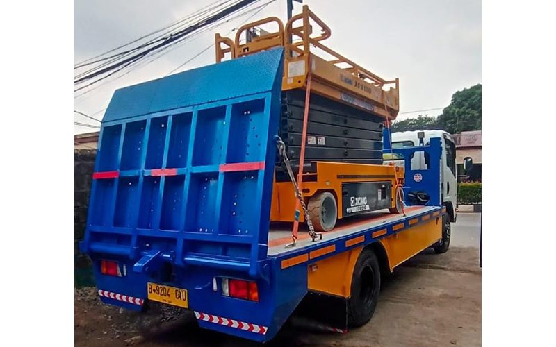 Sewa XCMG Scissor Lift 16 Meter ke Project Micosoft Data Center